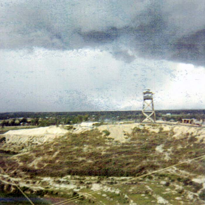 196907_Hill_37_Warnick_03