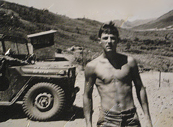 196808_LZ_Stud_Zike01
